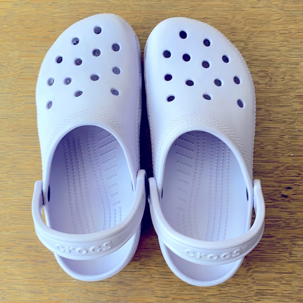 Crocs - lavender